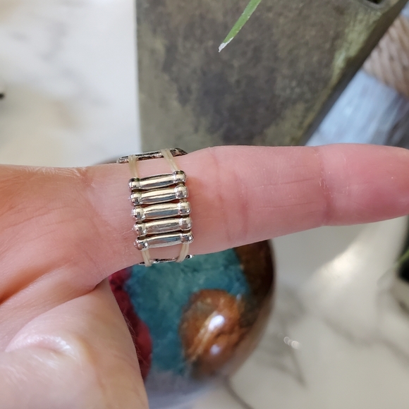 Antique Silver Tone Stretch Band Ring Oval Shape 💥3 for $24💥 - Picture 12 of 17